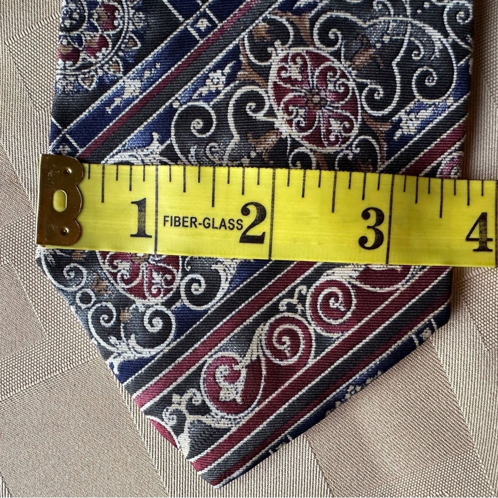 100% Silk Bill Blass Elegant Multicolor Patterned Men's Tie‎ - Picture 5 of 6